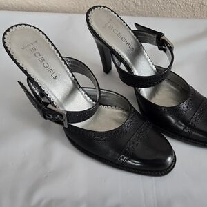 Max Azria BCBGIRLS Black Heels Size 6B Pre-Owned #2A9